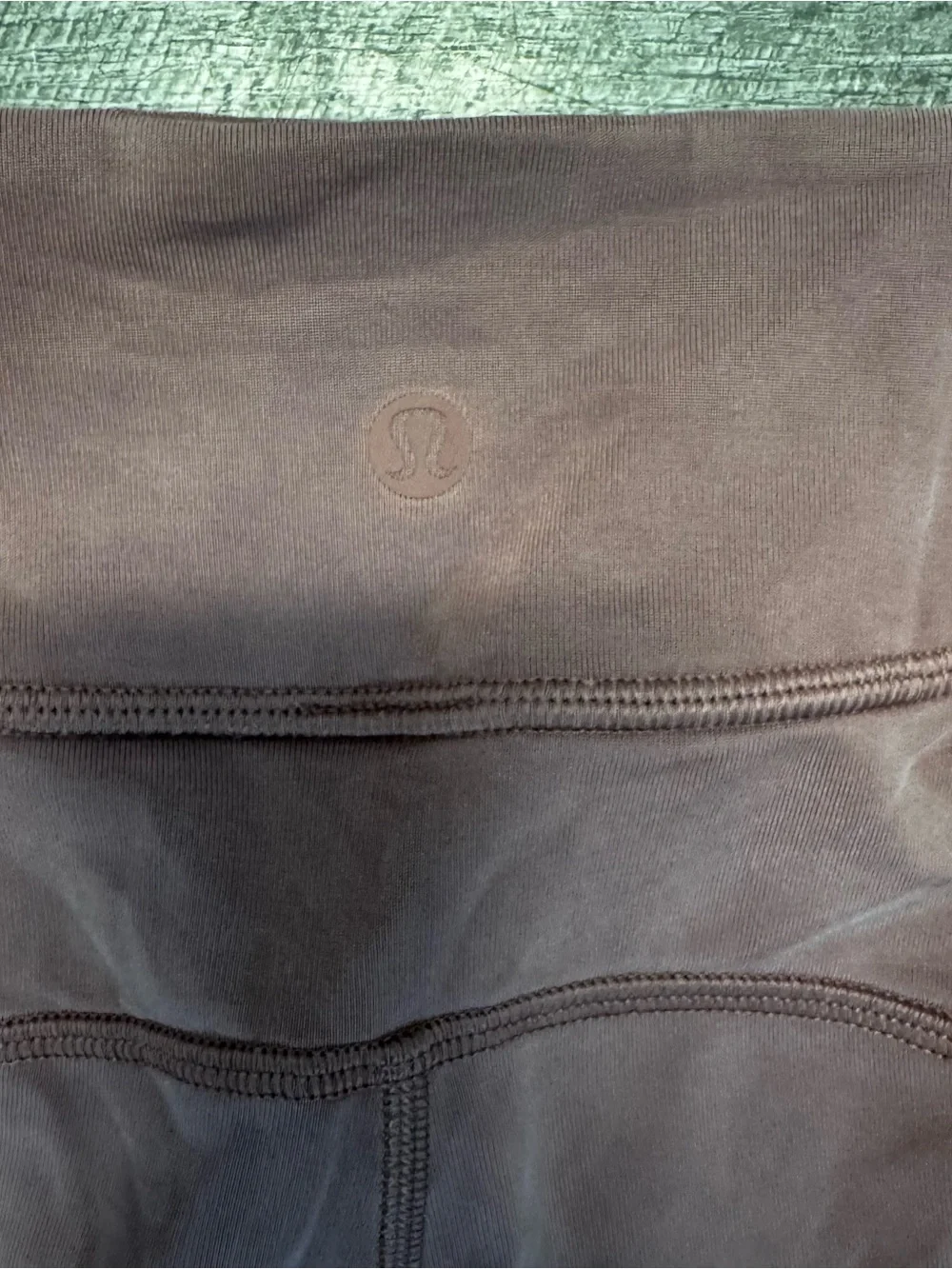 lululemon athletica pre owned